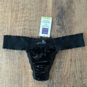 Hanky Panky  Diamond cut Low Rise Black thong new with tags